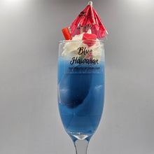 Load image into Gallery viewer, Champagne Daiquiri Cocktail Candle